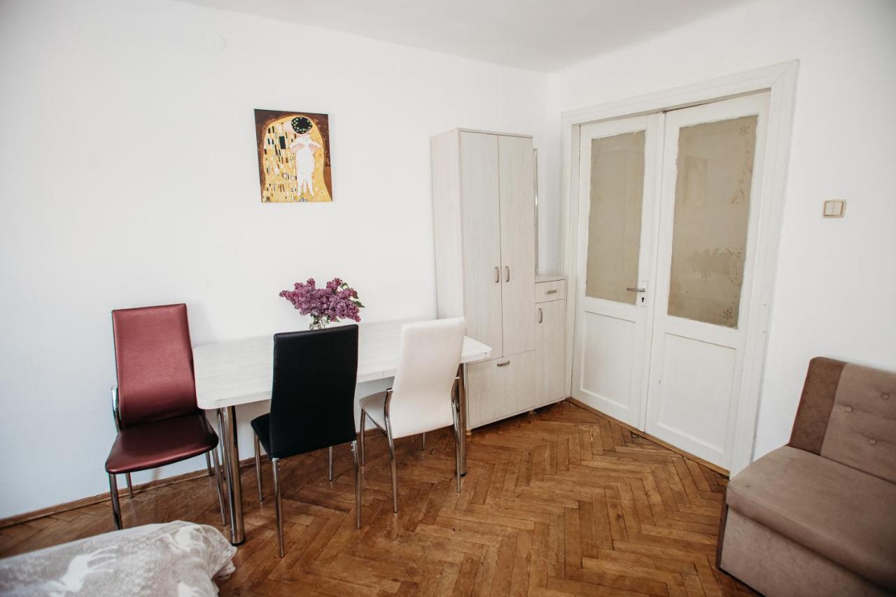 Апартаменти Для Великої Компанї В Центрі Міста Lviv Eksteriør bilde